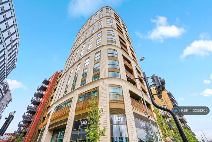 2 Bedroom Flat To Rent In Canning House, Kingston Upon Thames, KT1