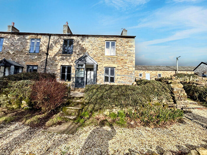 3 Bedroom Cottage For Sale In Newbiggin, Newbiggin, Barnard Castle, Durham, DL12