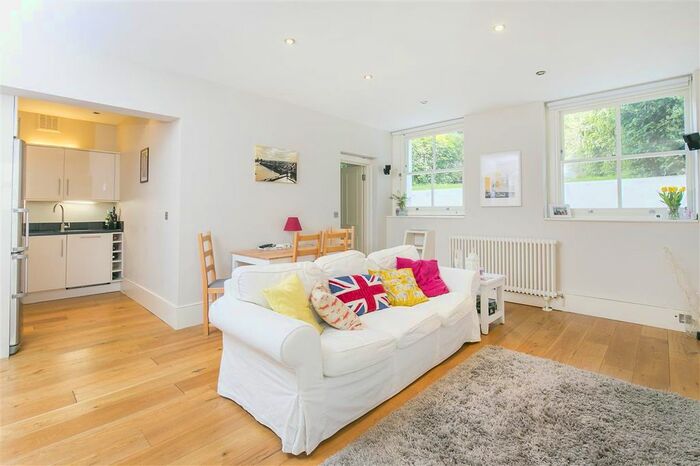 1 Bedroom Flat To Rent In Clapham Common North Side, London, SW4