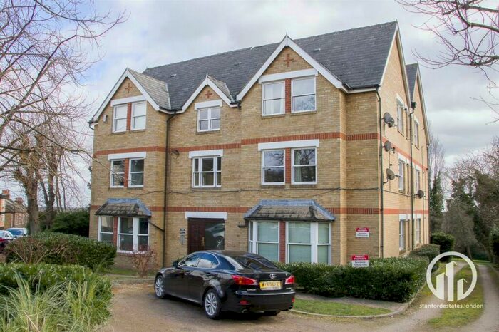 1 Bedroom Flat To Rent In Devonshire Road, Forest Hill, SE23