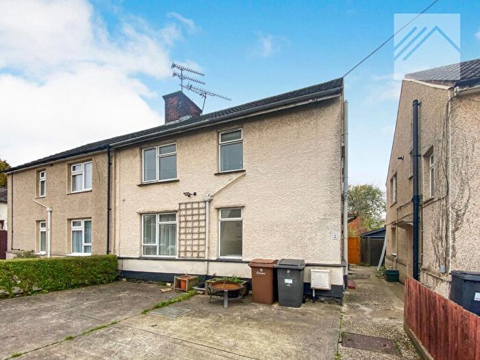 3 Bedroom Semi-Detached House To Rent In Warwick Square, Chelmsford, CM1