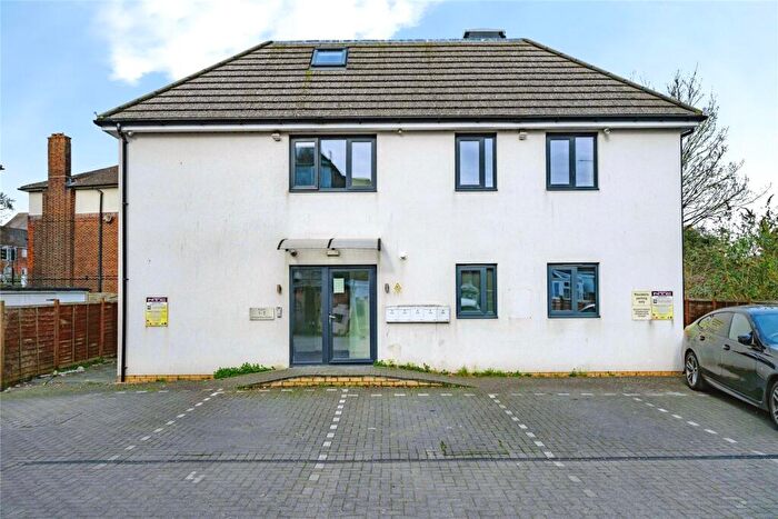 1 Bedroom Flat For Sale In Houghton Road, Dunstable, Bedfordshire, LU6