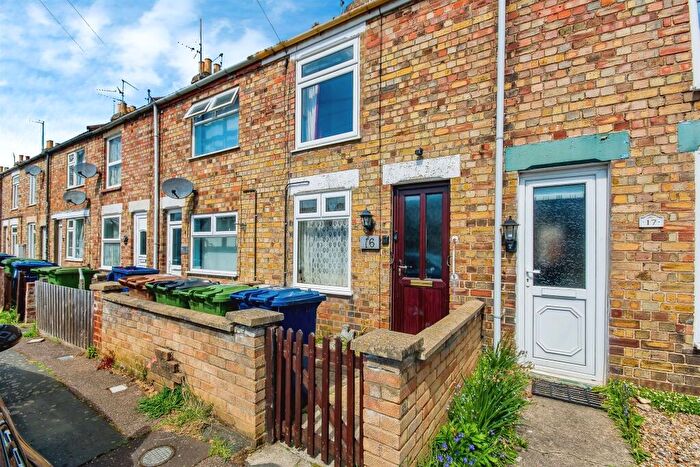 3 Bedroom Terraced House For Sale In River Terrace, Wisbech, PE13
