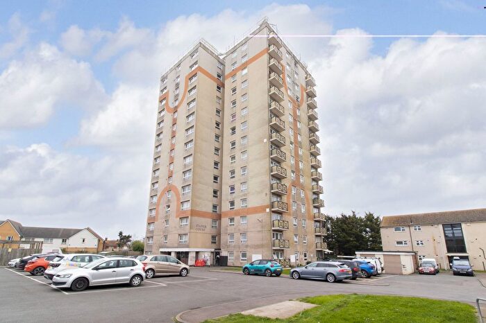 2 Bedroom Flat To Rent In Manston Road, Ramsgate, CT12