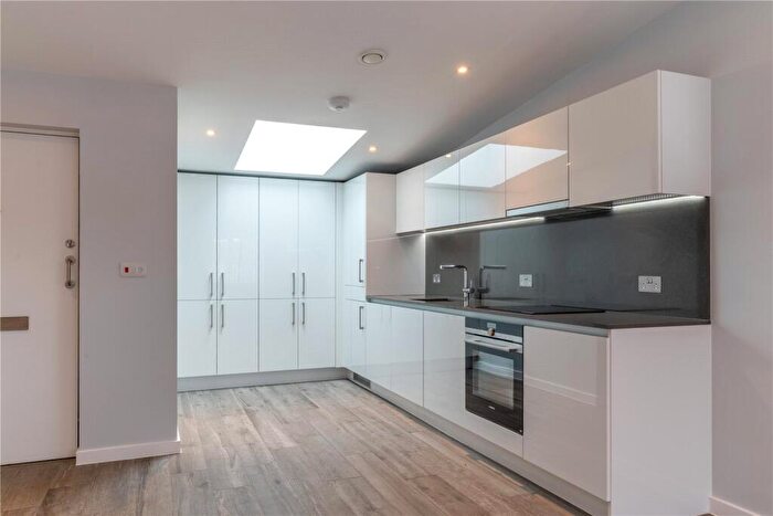 1 Bedroom Apartment For Sale In Eagle Yard, Great Eastern Street, Cambridge, CB1