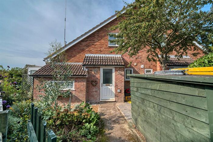 2 Bedroom Terraced House For Sale In Blackmore Road, Shaftesbury, SP7