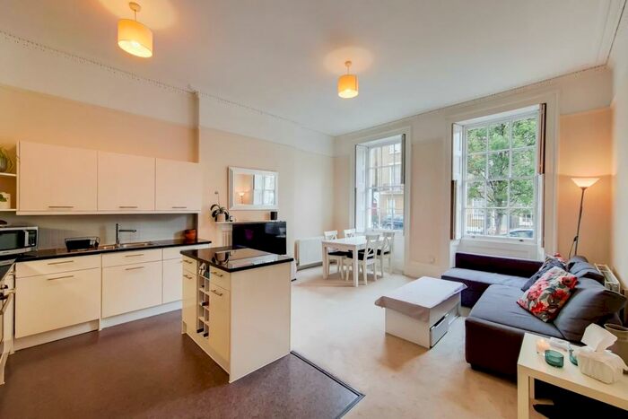1 Bedroom Apartment To Rent In Gloucester Place, Marylebone, London, NW1