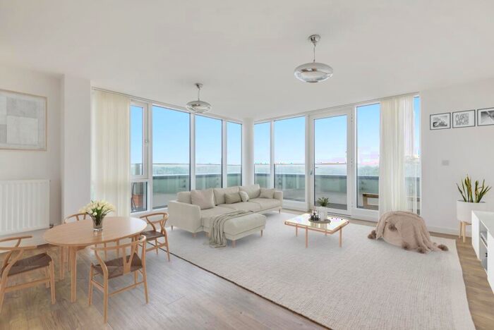 2 Bedroom Flat To Rent In Ringers Road Bromley, BR1