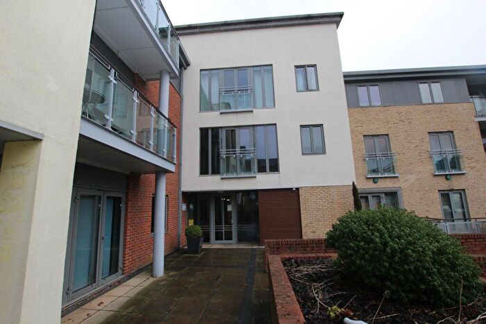2 Bedroom Flat For Sale In Fletcher Road, Gateshead, NE8
