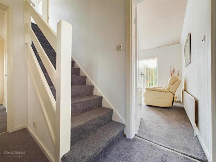 3 Bedroom Detached House For Sale In Dale Farm Avenue, Sneinton, Nottingham, NG3