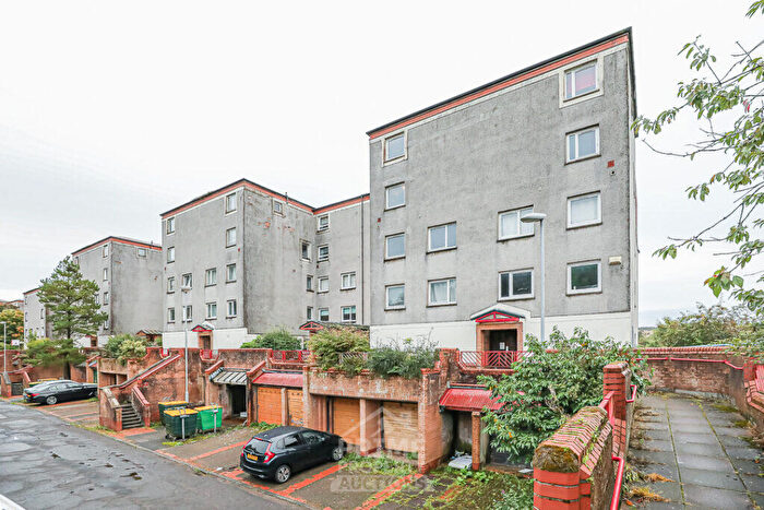 3 Bedroom Flat For Sale In Greenrigg Road Glasgow, G67