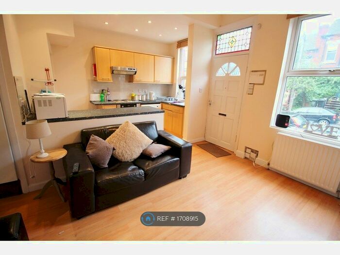 2 Bedroom Terraced House To Rent In Sowood Street, Leeds, LS4