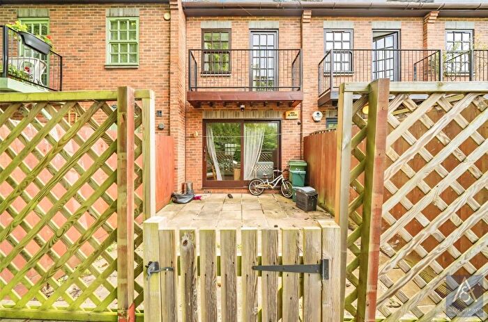 3 Bedroom Terraced House For Sale In The Moorings, School Lane, Buckingham, MK18