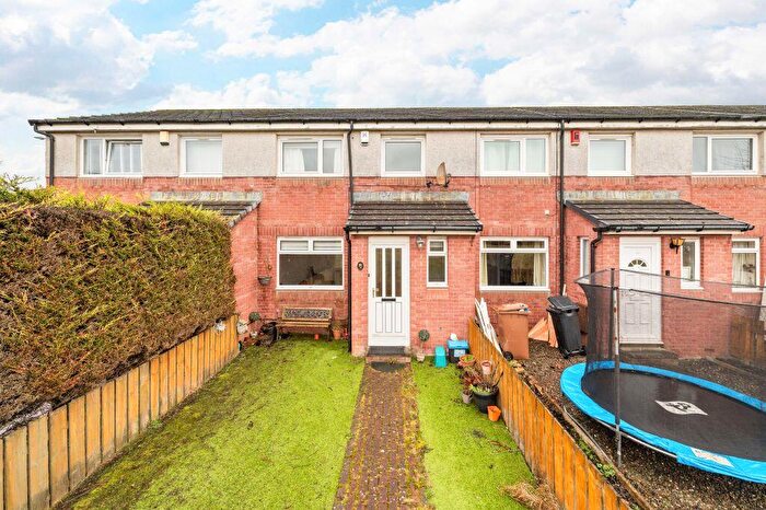3 Bedroom Terraced House For Sale In West Pilton Lea, Edinburgh, EH4