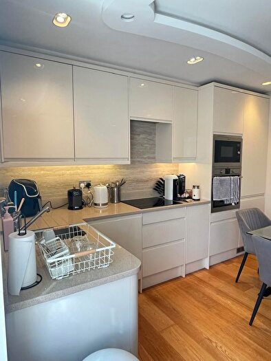 1 Bedroom Flat To Rent In Dawes Road, London, SW6