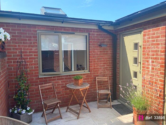 1 Bedroom Semi Detached Bungalow To Rent In High Street, Emsworth, PO10