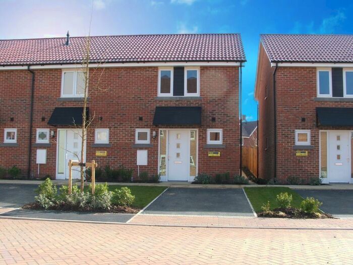 3 Bedroom House To Rent In Egerton Drive, Basingstoke, RG24