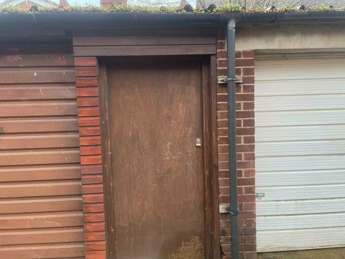 Property To Rent In Ashburnham Road, Bedford, MK40