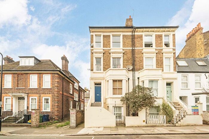 1 Bedroom Flat To Rent In Birkbeck Road, Acton, W3