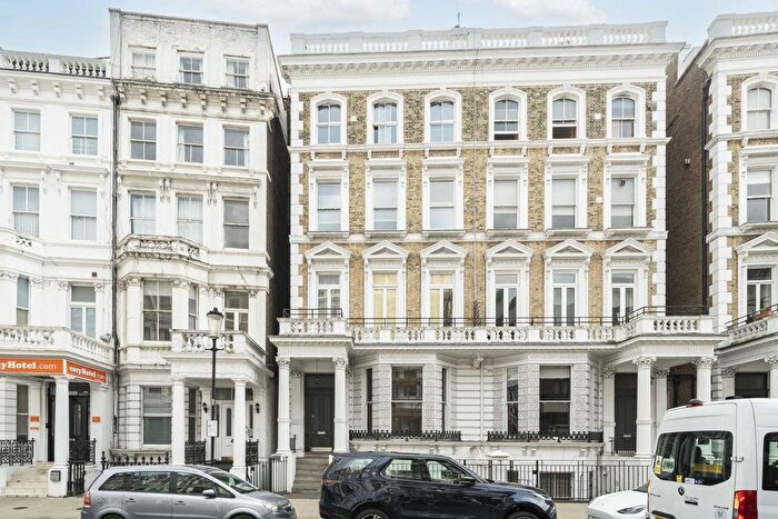 2 Bedroom Flat To Rent In Lexham Gardens, Kensington, W8