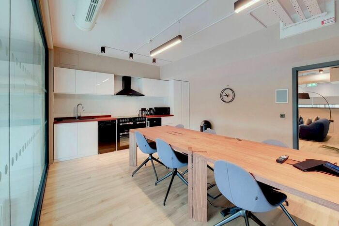 2 Bedroom Flat To Rent In Apex Gardens, Seven Sisters Road, Tottenham, London, N15