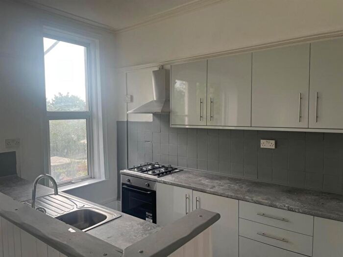 1 Bedroom Apartment To Rent In Tulketh Crescent, Ashton-on-ribble, Preston, PR2