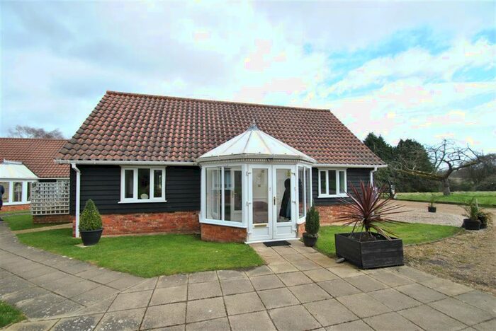 2 Bedroom Bungalow To Rent In Stocking Hill, Cottered, Buntingford, SG9