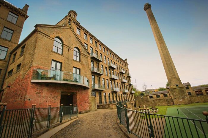 2 Bedroom Apartment To Rent In Salts Mill Road, West Yorkshire, Shipley, BD17