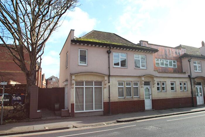 1 Bedroom Flat To Rent In St Thomas Street, OX1