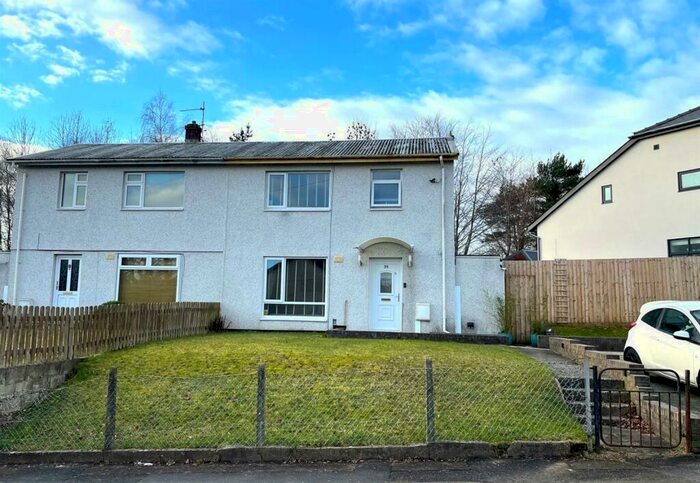 3 Bedroom Semi-Detached House To Rent In Ton Road, Cwmbran, NP44