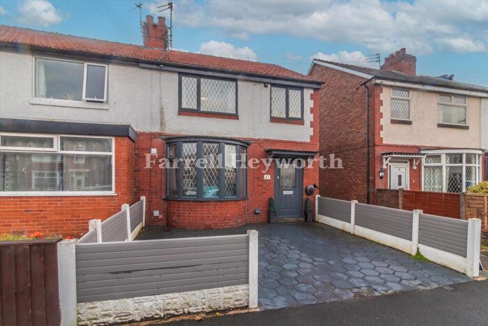 3 Bedroom Semi-Detached House For Sale In Rutland Avenue, Poulton Le Fylde, FY6