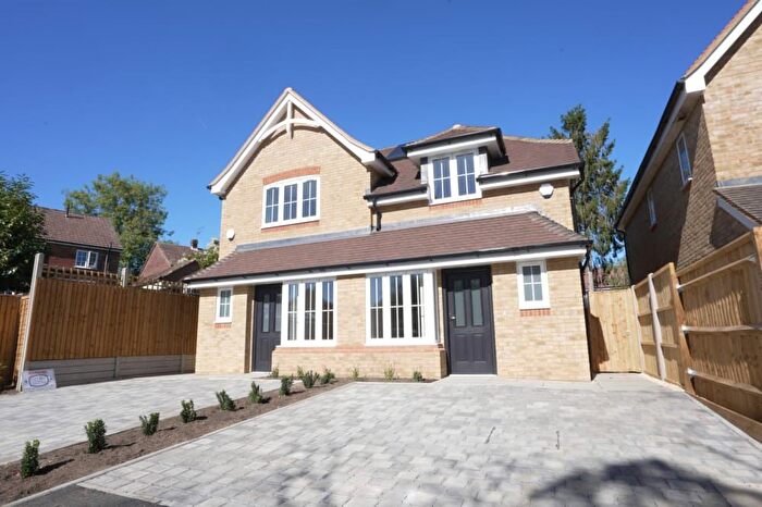 2 Bedroom Semi-Detached House For Sale In Hillside Gardens, Amersham, HP7
