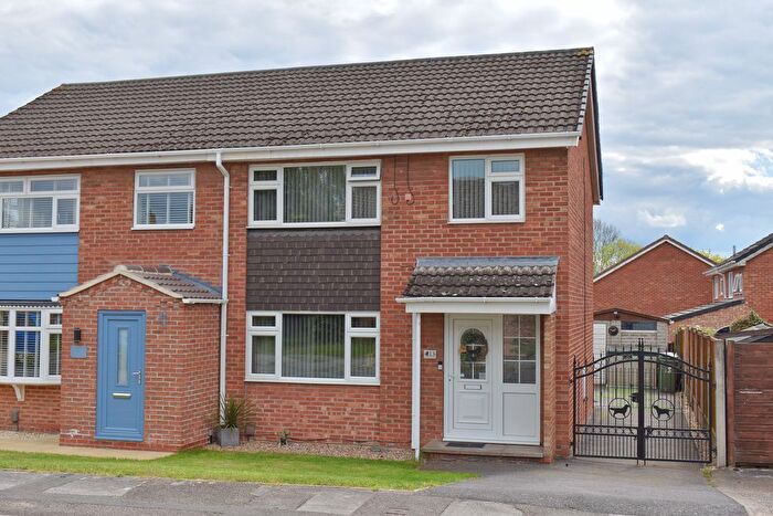 3 Bedroom Semi-Detached House For Sale In Derwent Court, Balderton, NG24