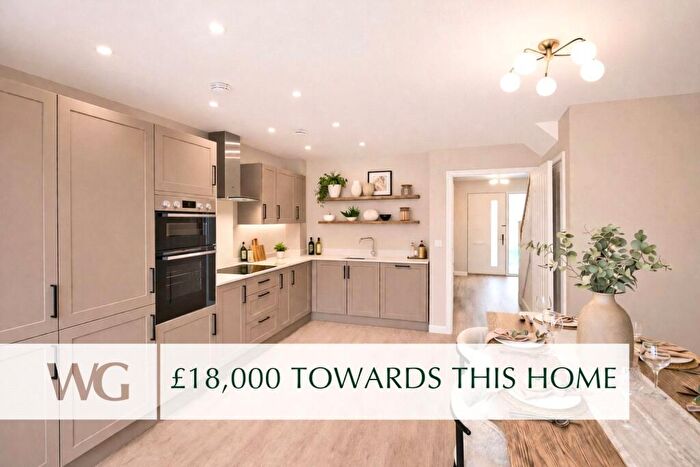 3 Bedroom Semi Detached House For Sale In Alphington, Exeter, EX2