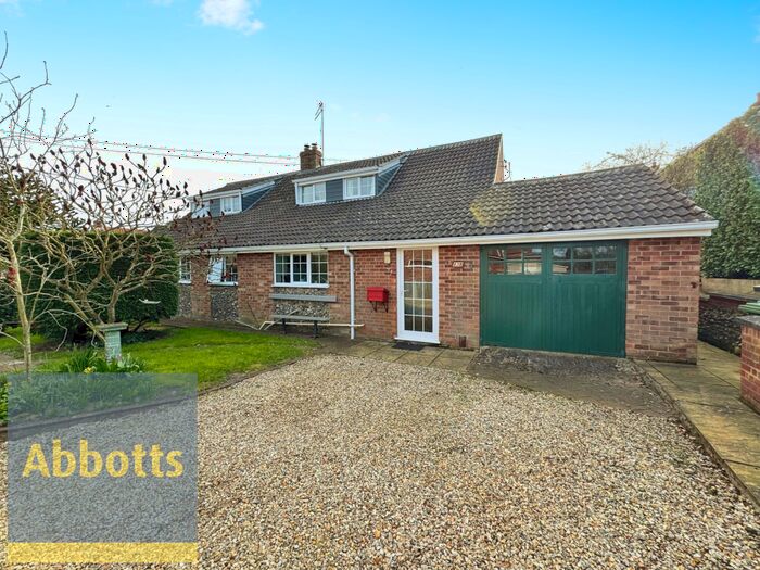 4 Bedroom House To Rent In The Street, Kettlestone, NR21