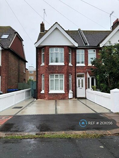 2 Bedroom Flat To Rent In Valencia Road, Worthing, BN11