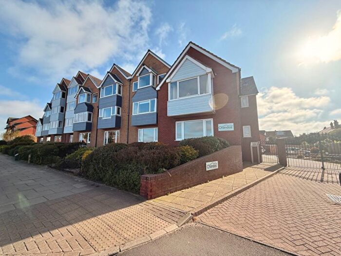 2 Bedroom Flat To Rent In Chandos, Kingsway, Cleethorpes, DN35