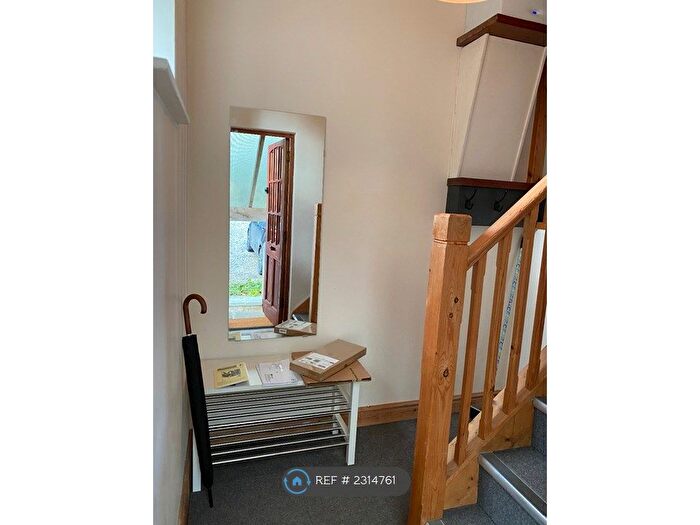 1 Bedroom Flat To Rent In Dyers Hill, Charlbury, OX7