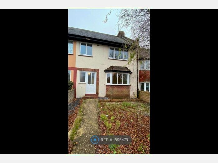 3 Bedroom Terraced House To Rent In Longfleet Road, Poole, BH15