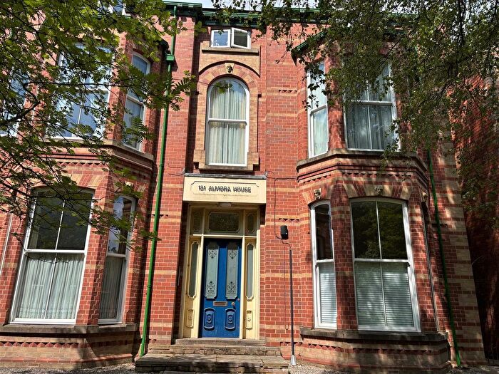 2 Bedroom Flat To Rent In Princes Avenue, Hull, HU5