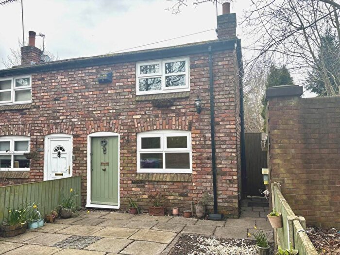3 Bedroom Semi Detached House To Rent In Deysbrook Lane, Liverpool, L12