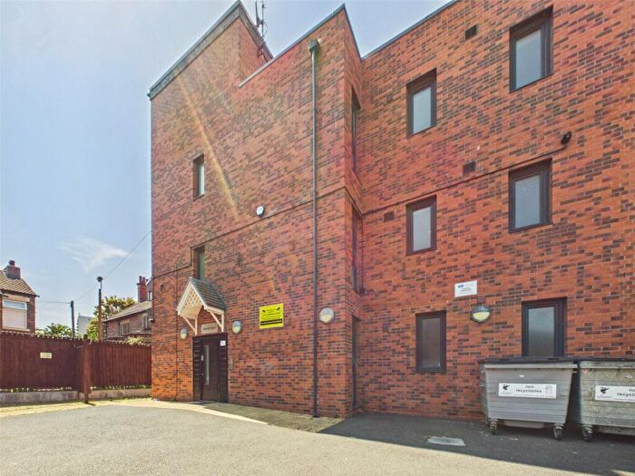 2 Bedroom Apartment To Rent In Flat Barall Court, Westminster Road, Liverpool, L4