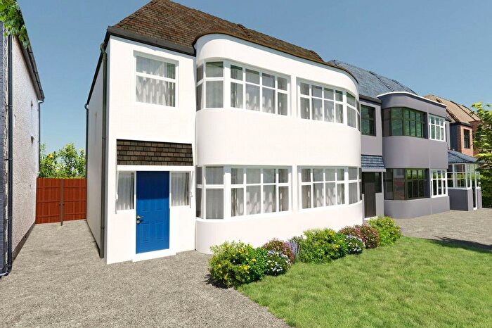 3 Bedroom Semi-Detached House For Sale In Roding Lane North, Woodford Green, IG8