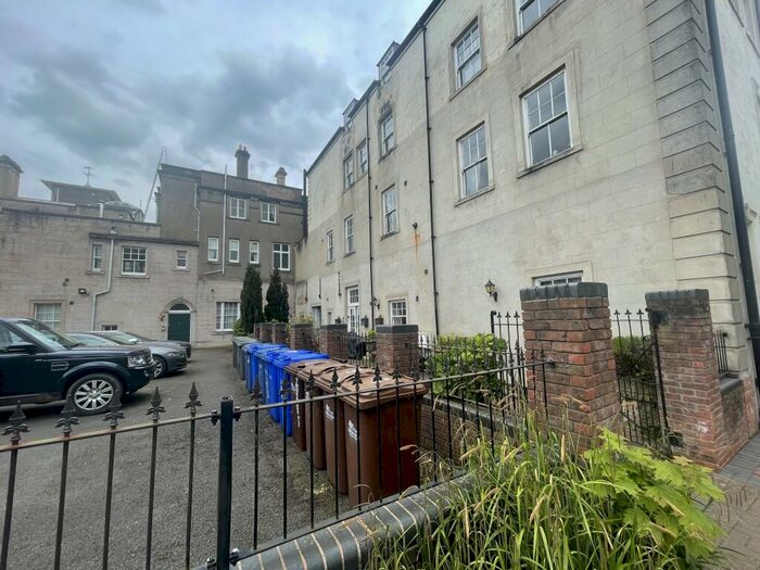 2 Bedroom Ground Flat For Sale In Pavilion Point, Rangemore Hall, Dunstall Road, Rangemore, Burton-On-Trent, Staffordshire, DE13