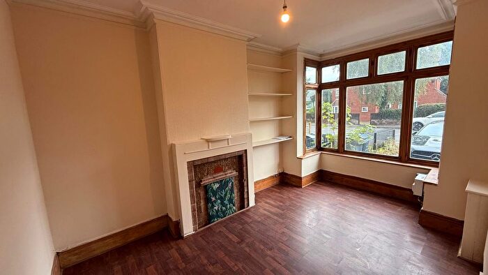 3 Bedroom Property To Rent In Vicarage Road, Birmingham, B14