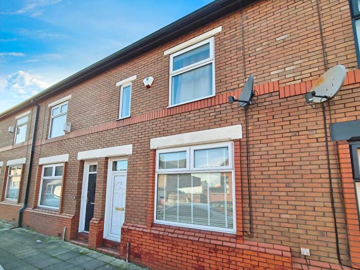 2 Bedroom Terraced House To Rent In Birtles Avenue, Stockport, Greater Manchester, SK5