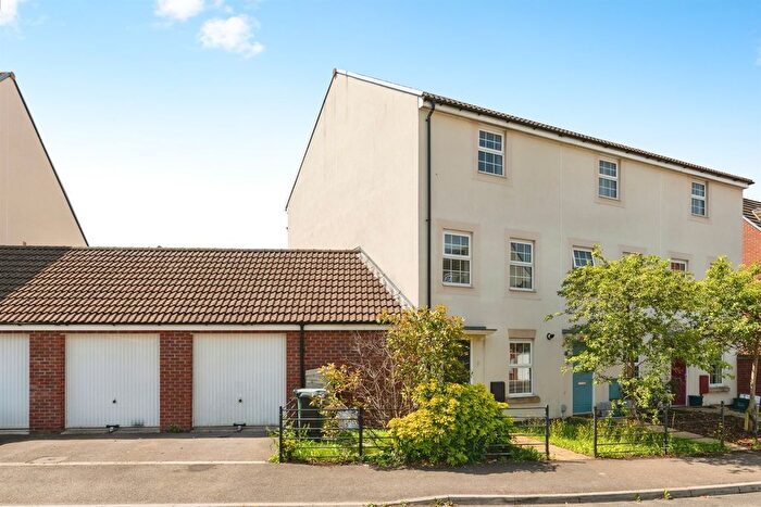 4 Bedroom End Terrace House For Sale In Normandy Drive, Yate, Bristol, BS37