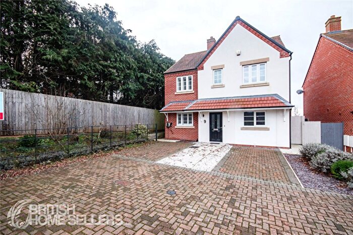 4 Bedroom Detached House For Sale In Staley Grove, Highley, Bridgnorth, Shropshire, WV16