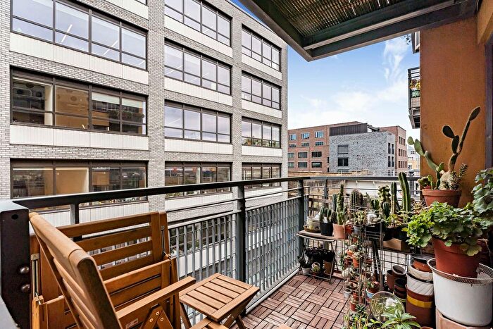 1 Bedroom Flat For Sale In Cremer Street, London, E2