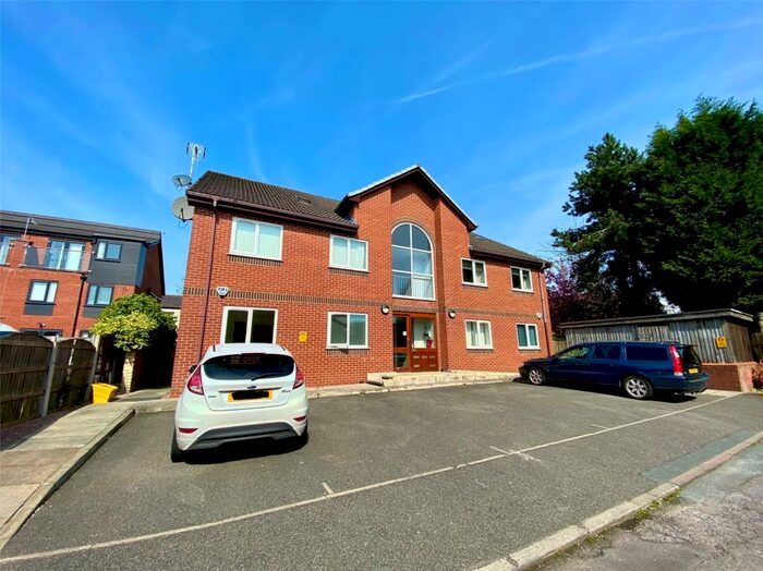 Houses for sale & to rent in SK7 4AU, Grosvenor Street, Hazel Grove